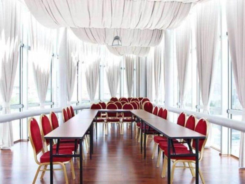 Garni Hotel Master نوفي ساد المظهر الخارجي الصورة
