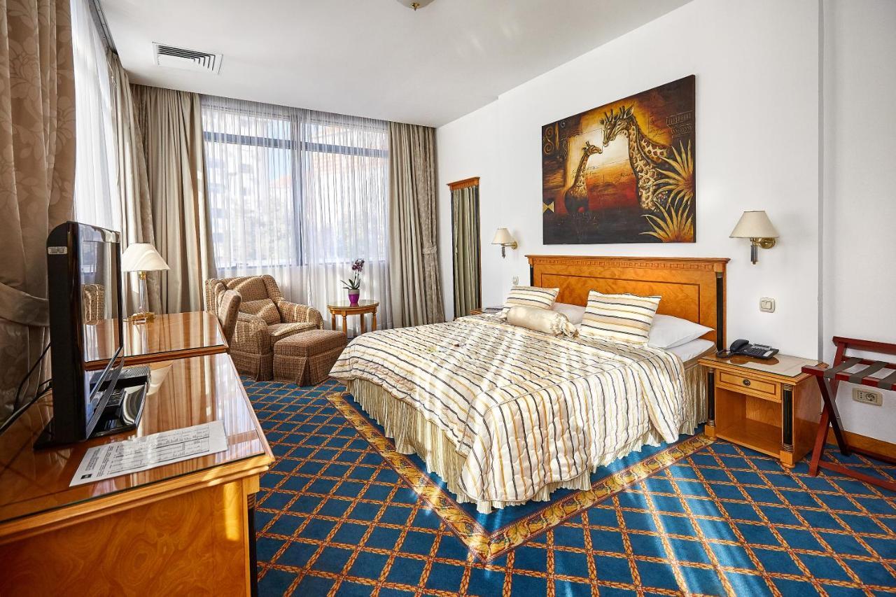 Garni Hotel Master نوفي ساد المظهر الخارجي الصورة
