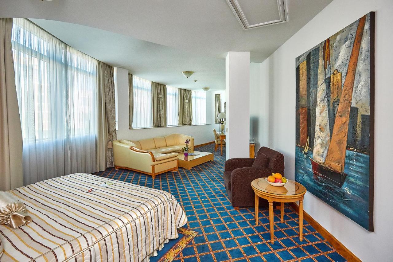 Garni Hotel Master نوفي ساد المظهر الخارجي الصورة
