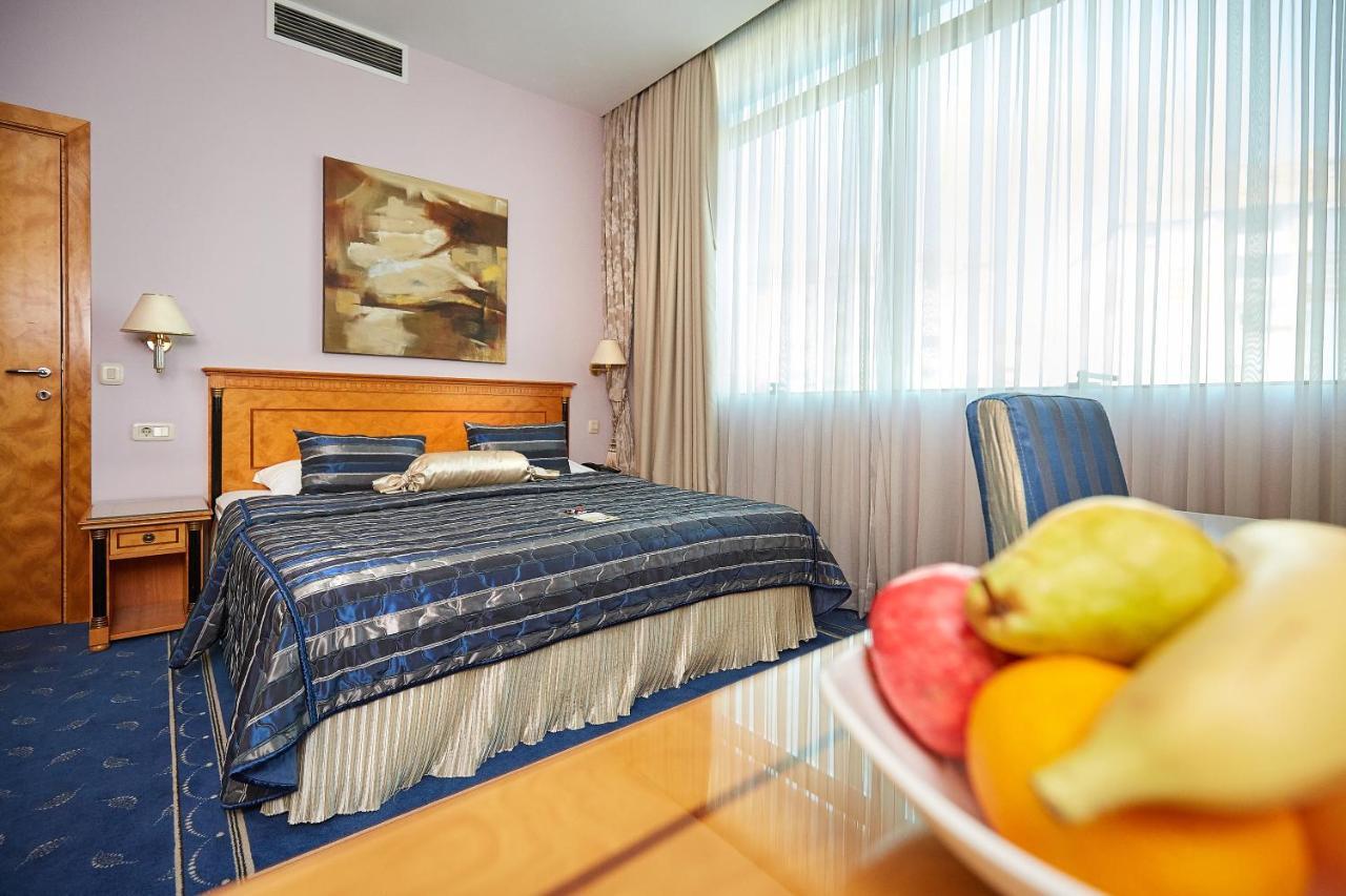 Garni Hotel Master نوفي ساد المظهر الخارجي الصورة