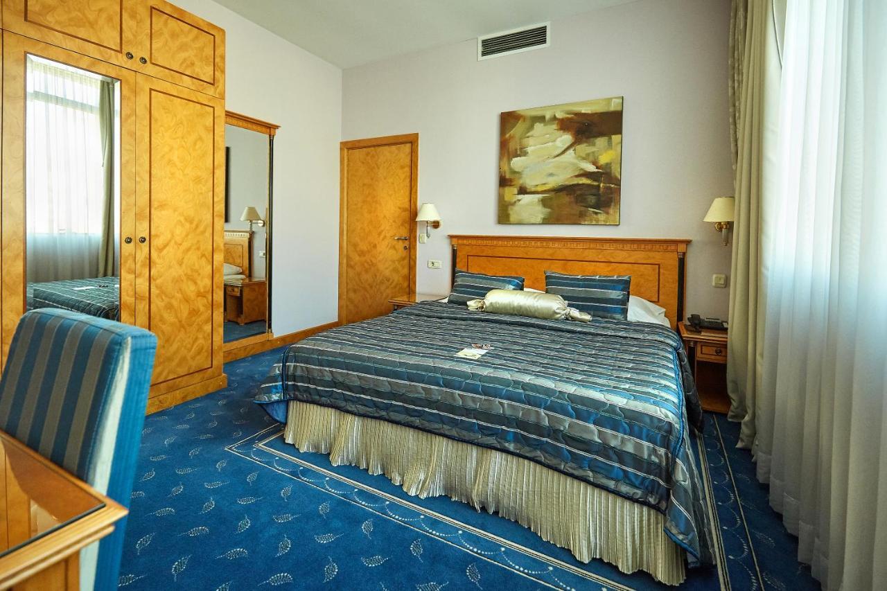 Garni Hotel Master نوفي ساد المظهر الخارجي الصورة
