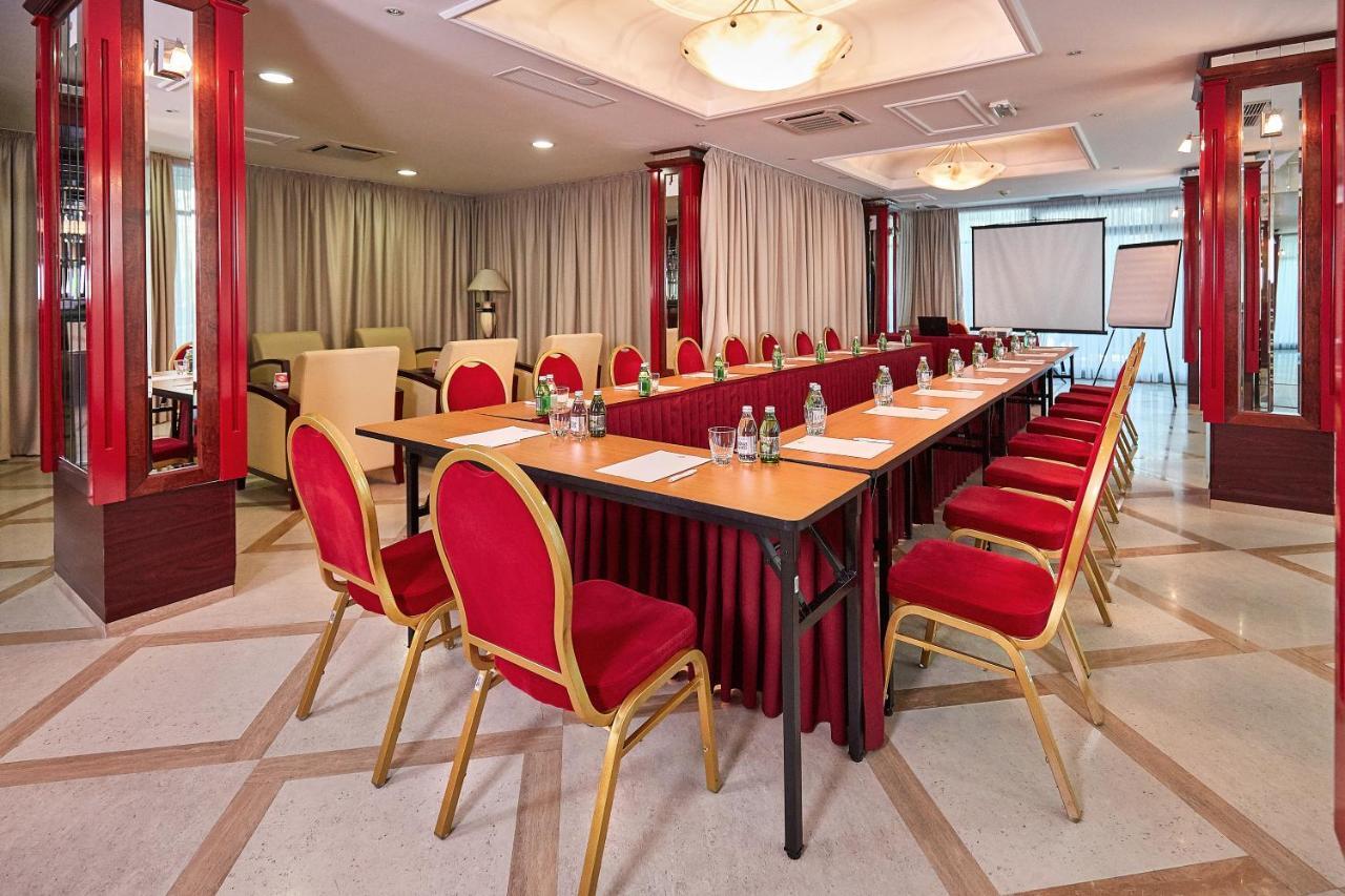 Garni Hotel Master نوفي ساد المظهر الخارجي الصورة